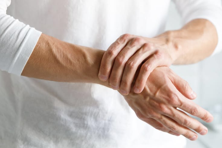 Wrist discomfort